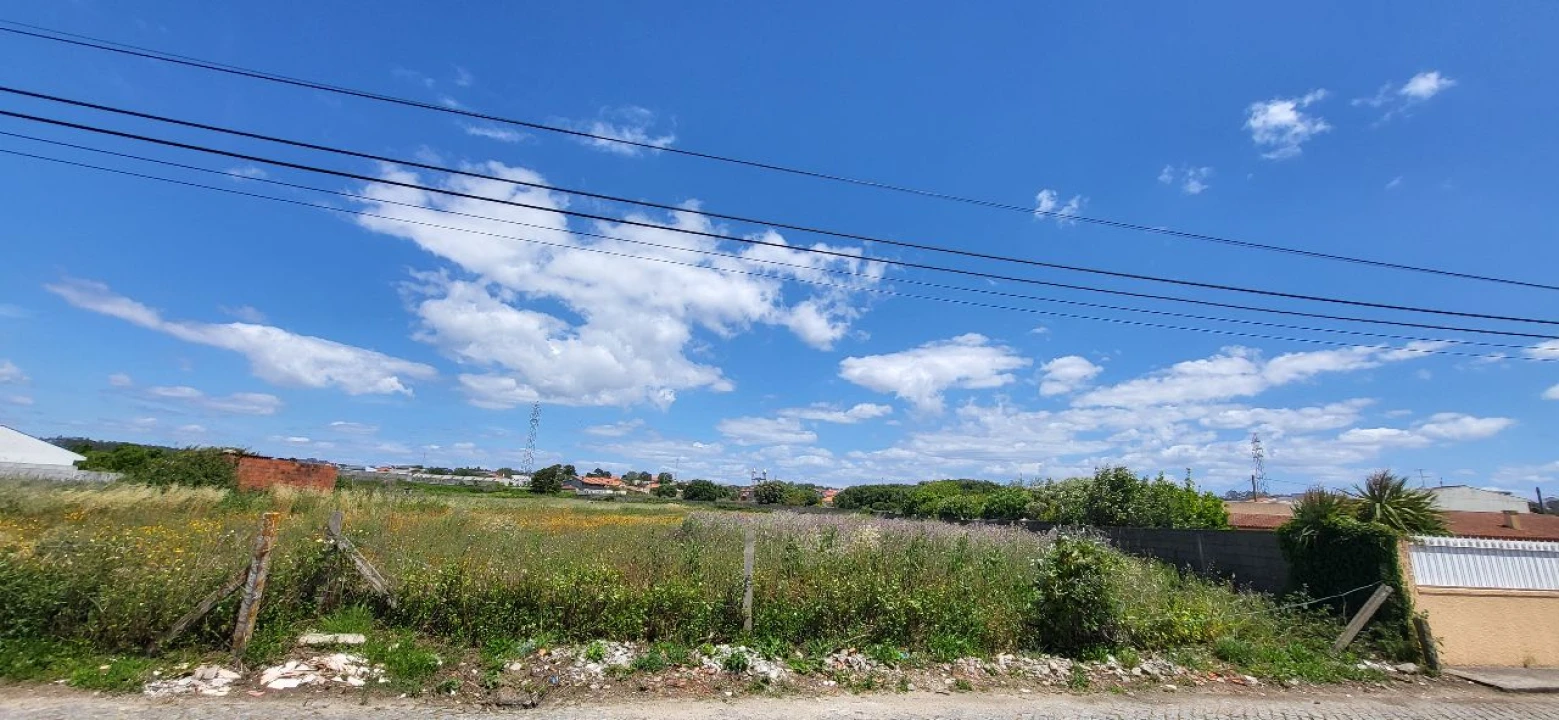 Terreno para Venda em Espinho Foto 7