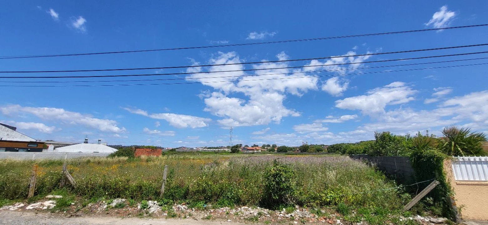 Terreno para Venda em Espinho Foto 9