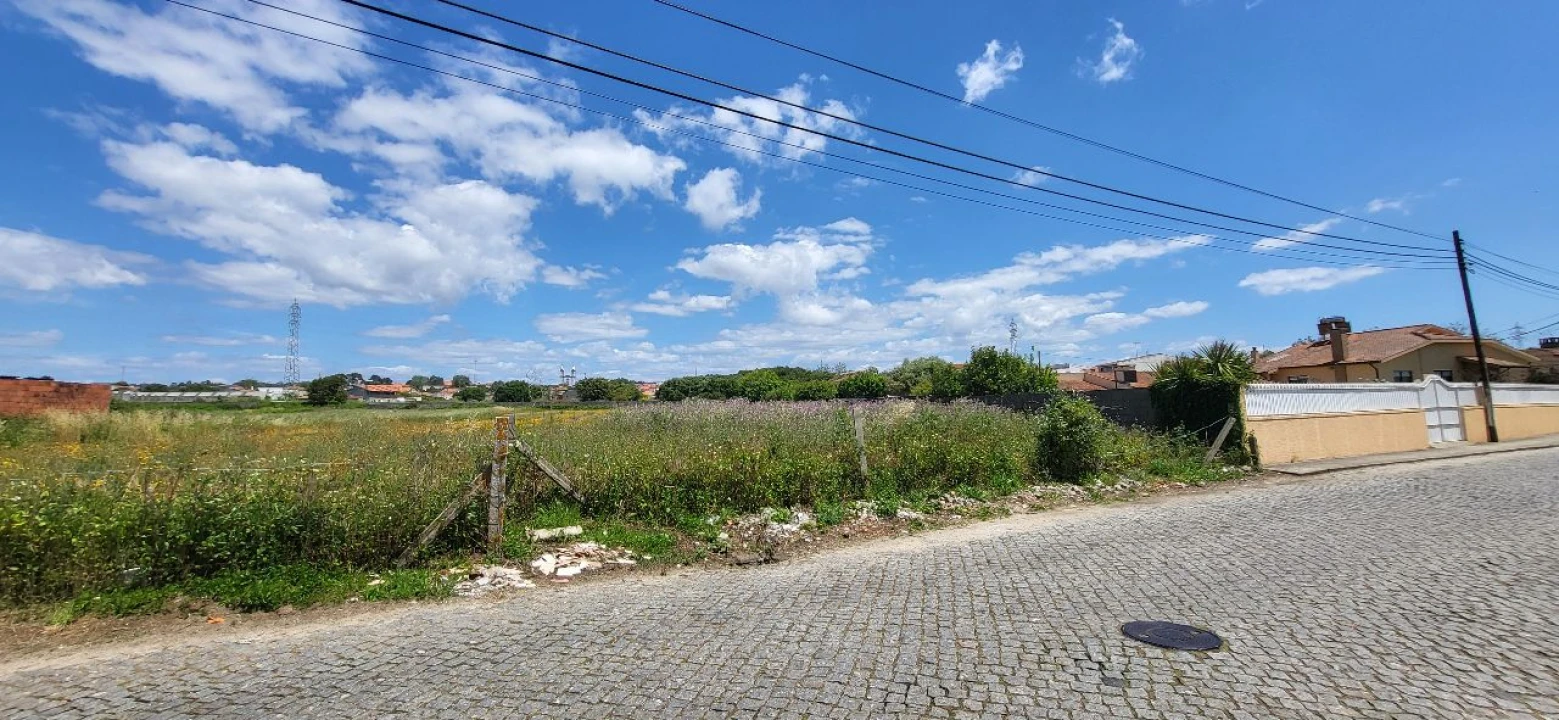 Terreno para Venda em Espinho Foto 11