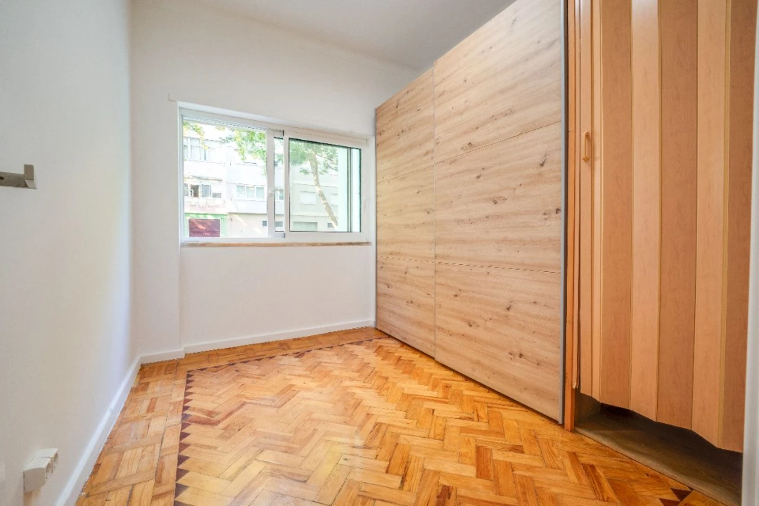 Apartamento T3 para Venda em Setúbal Foto 28