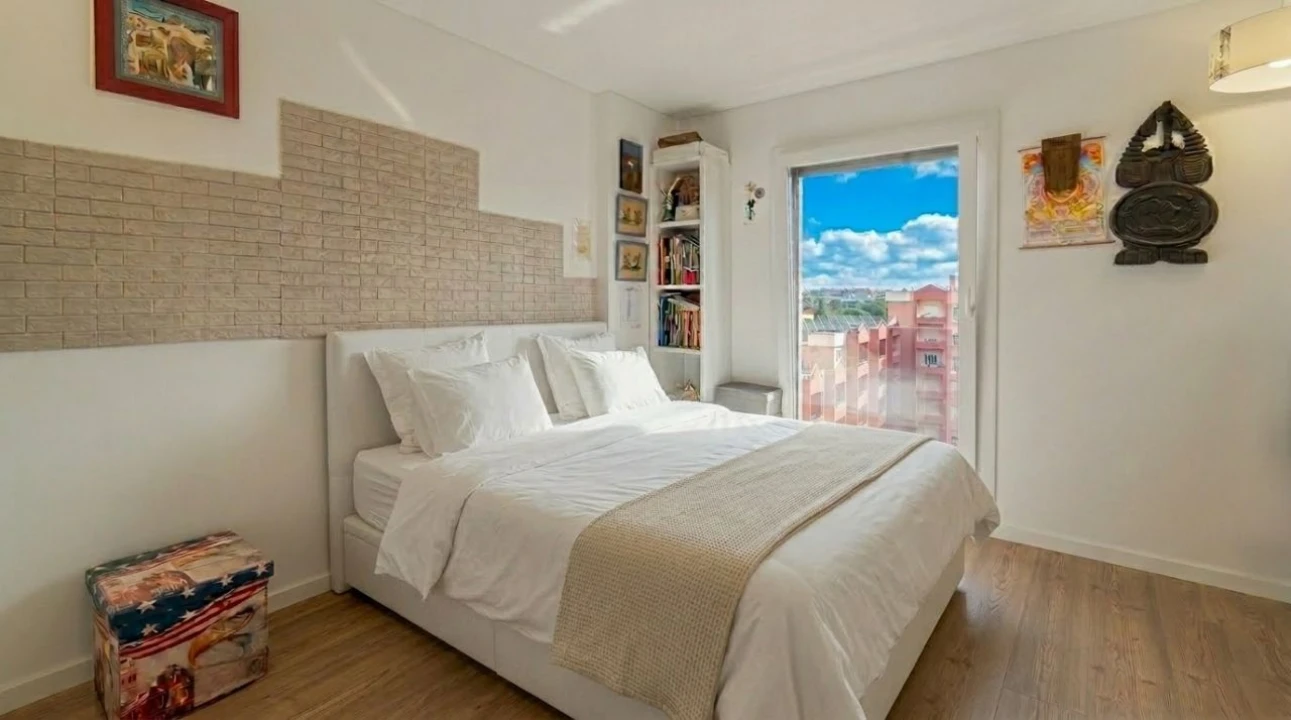 Apartamento T2 para Venda em Setúbal Foto 11