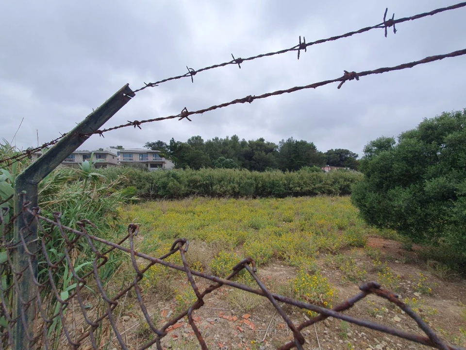Terreno Misto para Venda em Aldeia de Juzo Foto 2