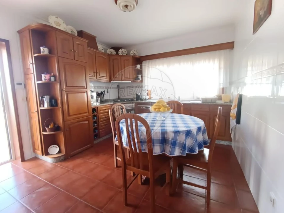 Moradia T5 para Venda em Vila Verde Foto 3