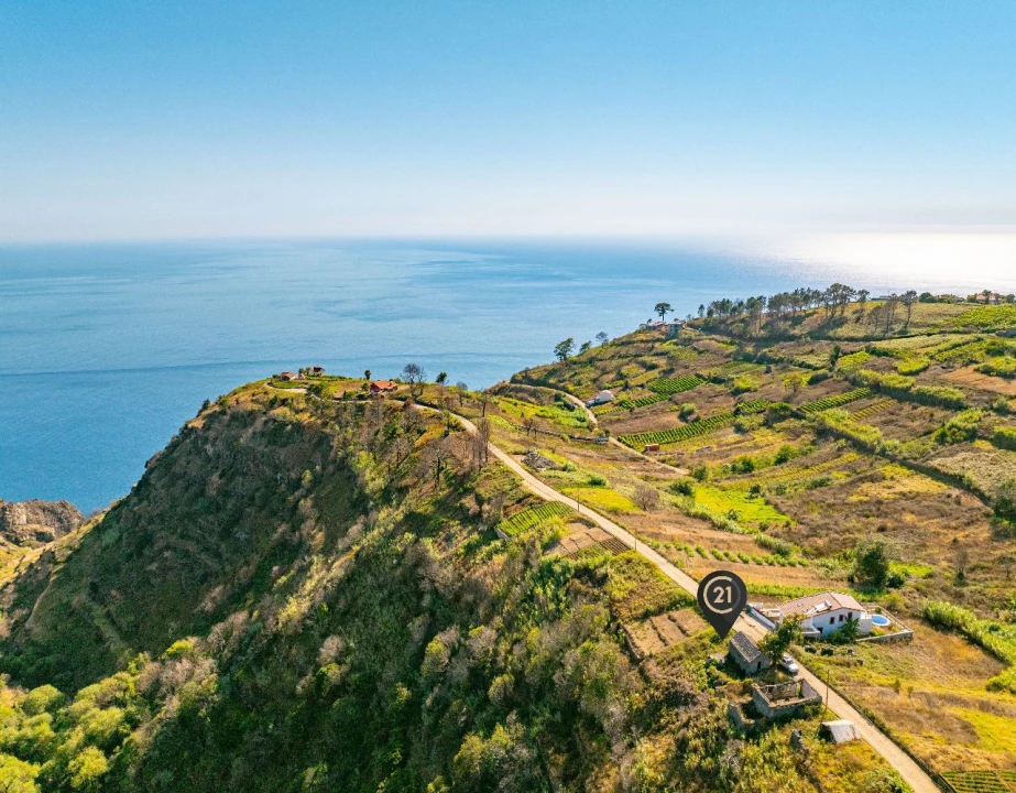 Terreno para Venda em Fajã da Ovelha Foto 1