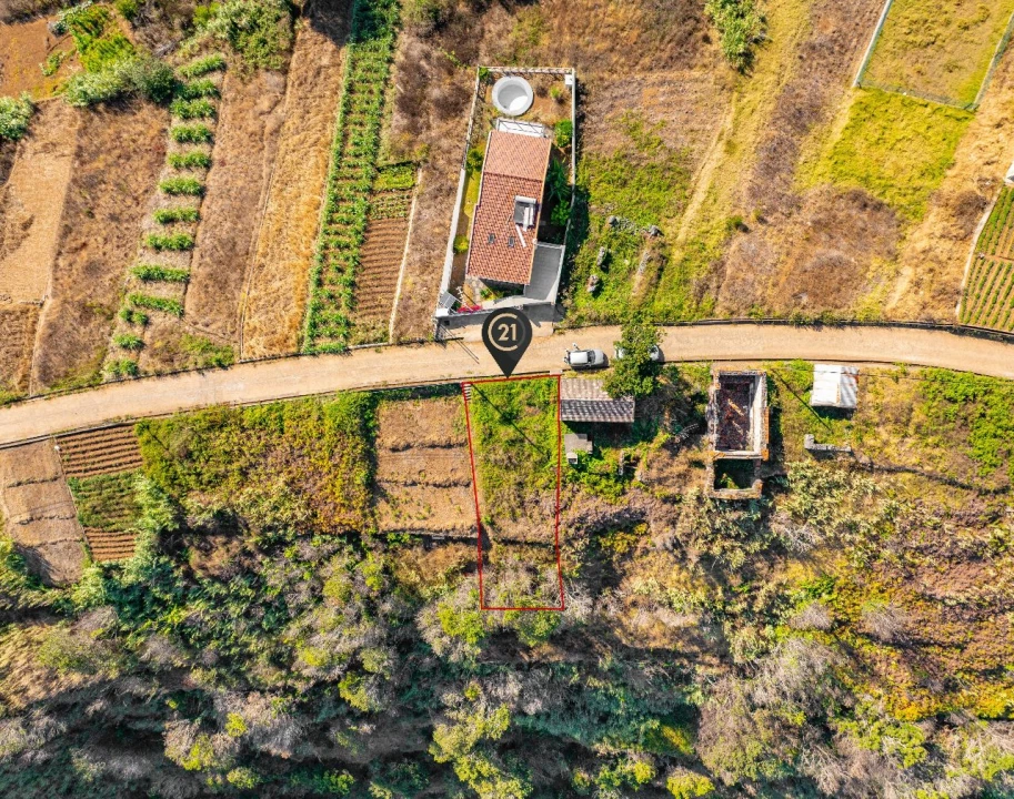 Terreno para Venda em Fajã da Ovelha Foto 9