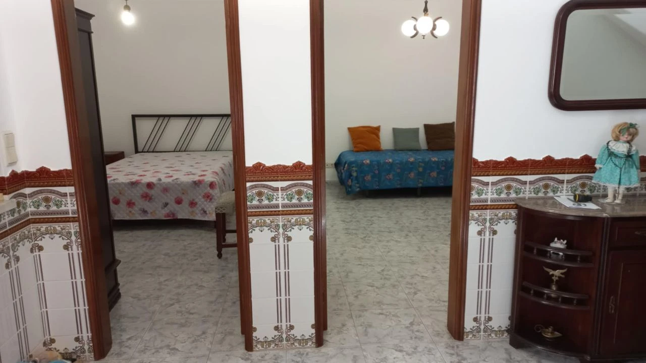 Apartamento T2 para Arrendamento em Relíquias Foto 6