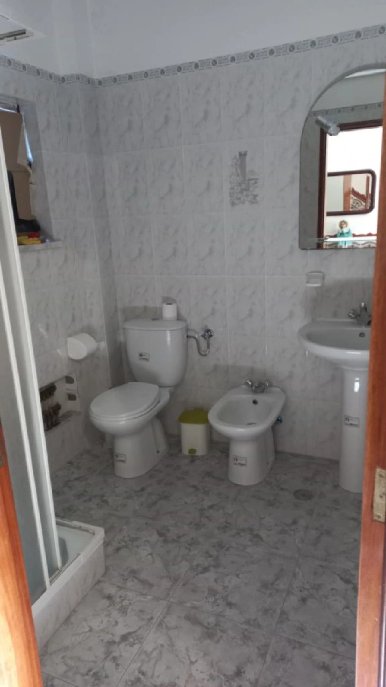 Apartamento T2 para Arrendamento em Relíquias Foto 7
