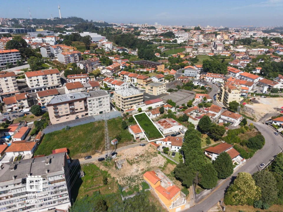 Terreno P/ Prédio para Venda em Vila Nova de Gaia Foto 11