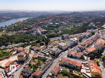 Terreno P/ Prédio para Venda em Vila Nova de Gaia