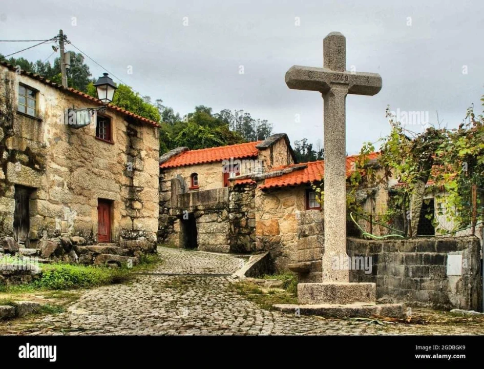 Moradia para Venda em São Jorge e Ermelo, Arcos de Valdevez Foto 2