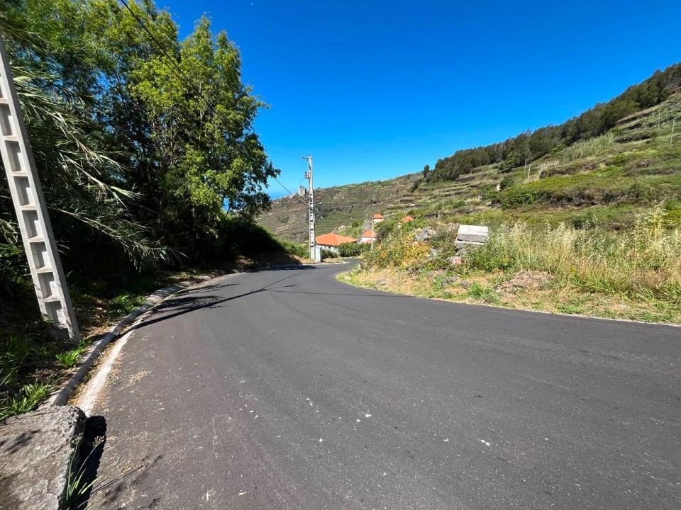 Terreno Misto para Venda em Ribeira Brava , Tabua, Estrada do Pico Ferreiro Foto 2