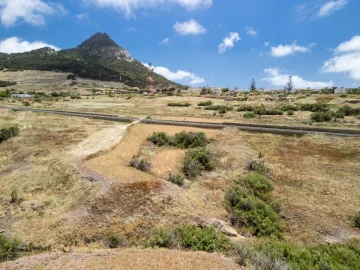Terreno para Venda em Porto Santo