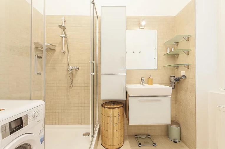 Apartamento T1 para Arrendamento em Porto Foto 9