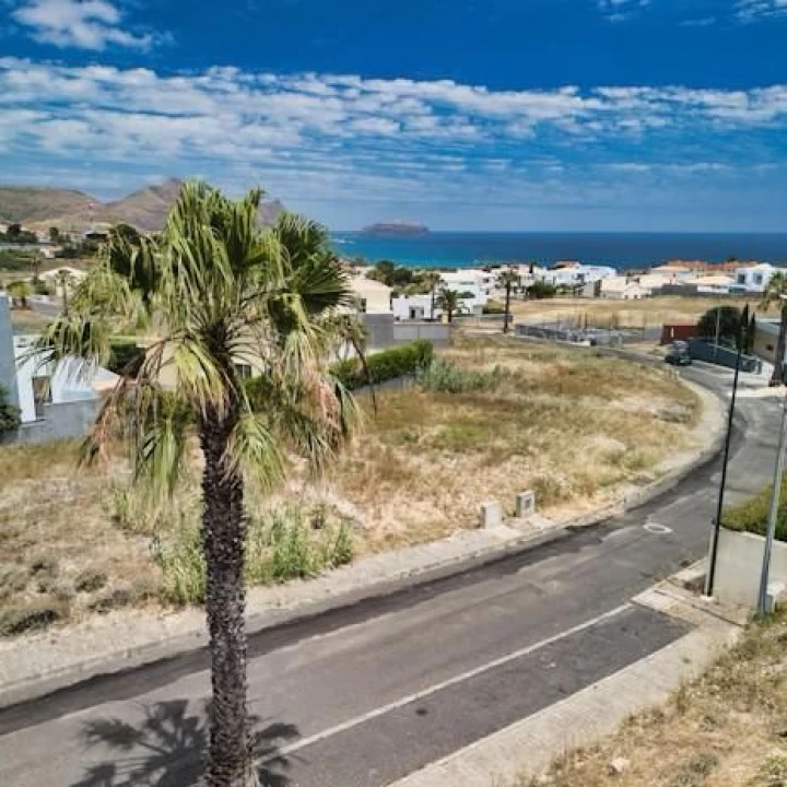 Terreno para Venda em Porto Santo Foto 1