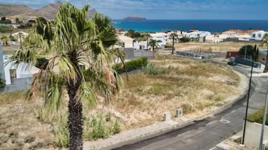 Terreno para Venda em Porto Santo