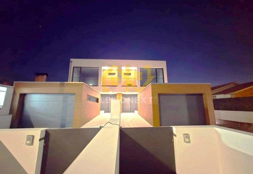 Moradia T4 para Venda em Aveiro Foto 1