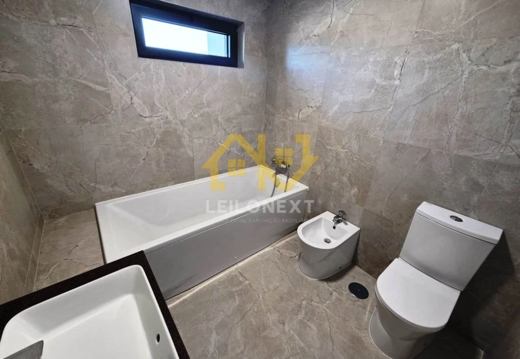 Moradia T4 para Venda em Aveiro Foto 26