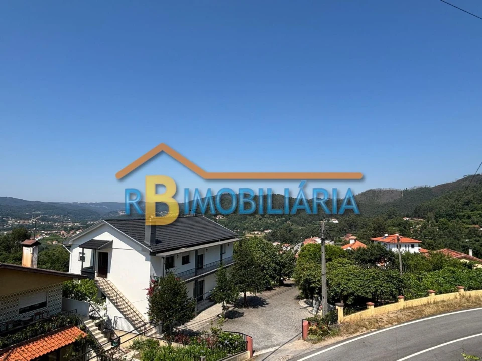Moradia T5 para Venda em Pernouzela Foto 10