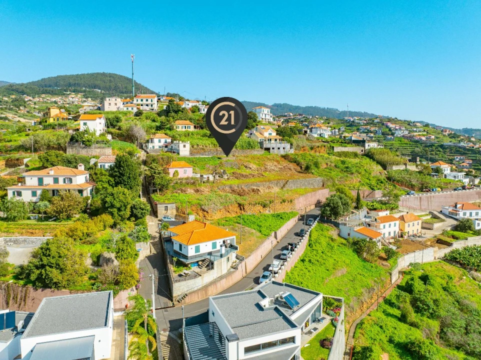 Terreno para Venda em Cabouco Foto 18