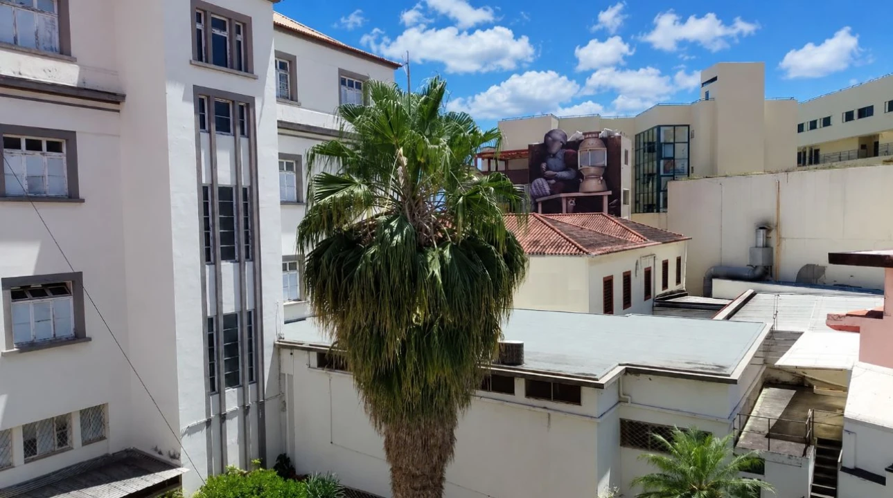 Apartamento T2 para Venda em Funchal Foto 1