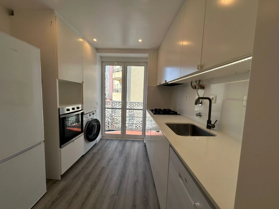 Apartamento T3 para Arrendamento em Mafra Foto 1