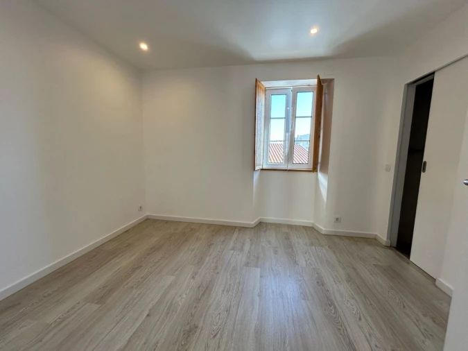 Apartamento T3 para Arrendamento em Mafra Foto 6