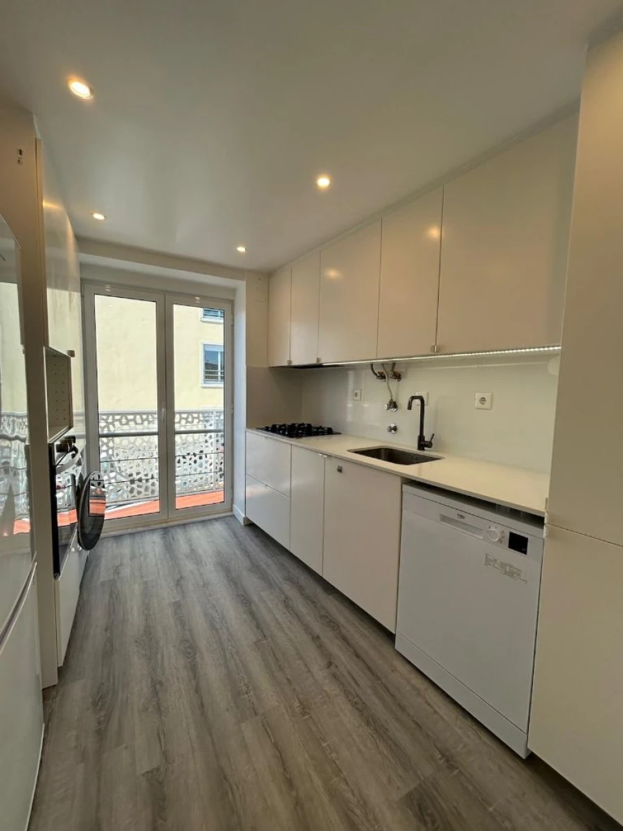 Apartamento T3 para Arrendamento em Mafra Foto 2