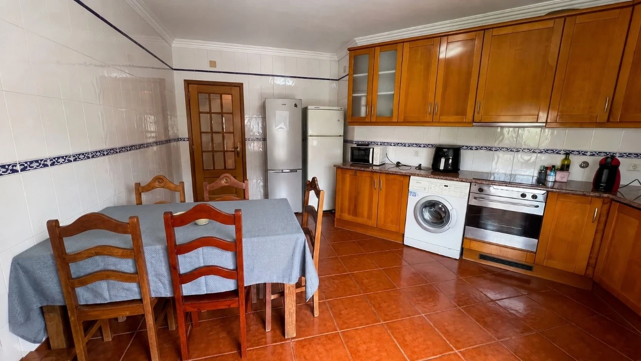 Apartamento T4 para Venda em Coimbra Foto 3