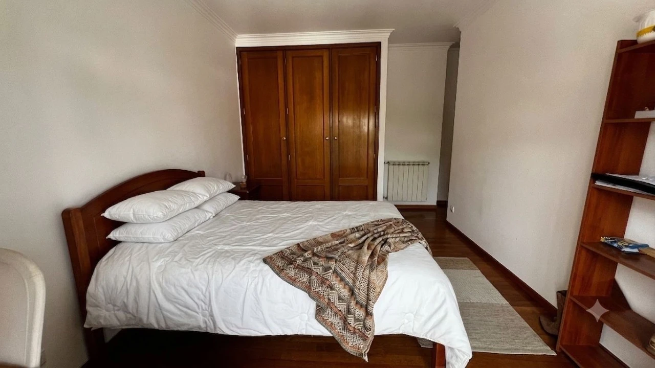 Apartamento T4 para Venda em Coimbra Foto 6