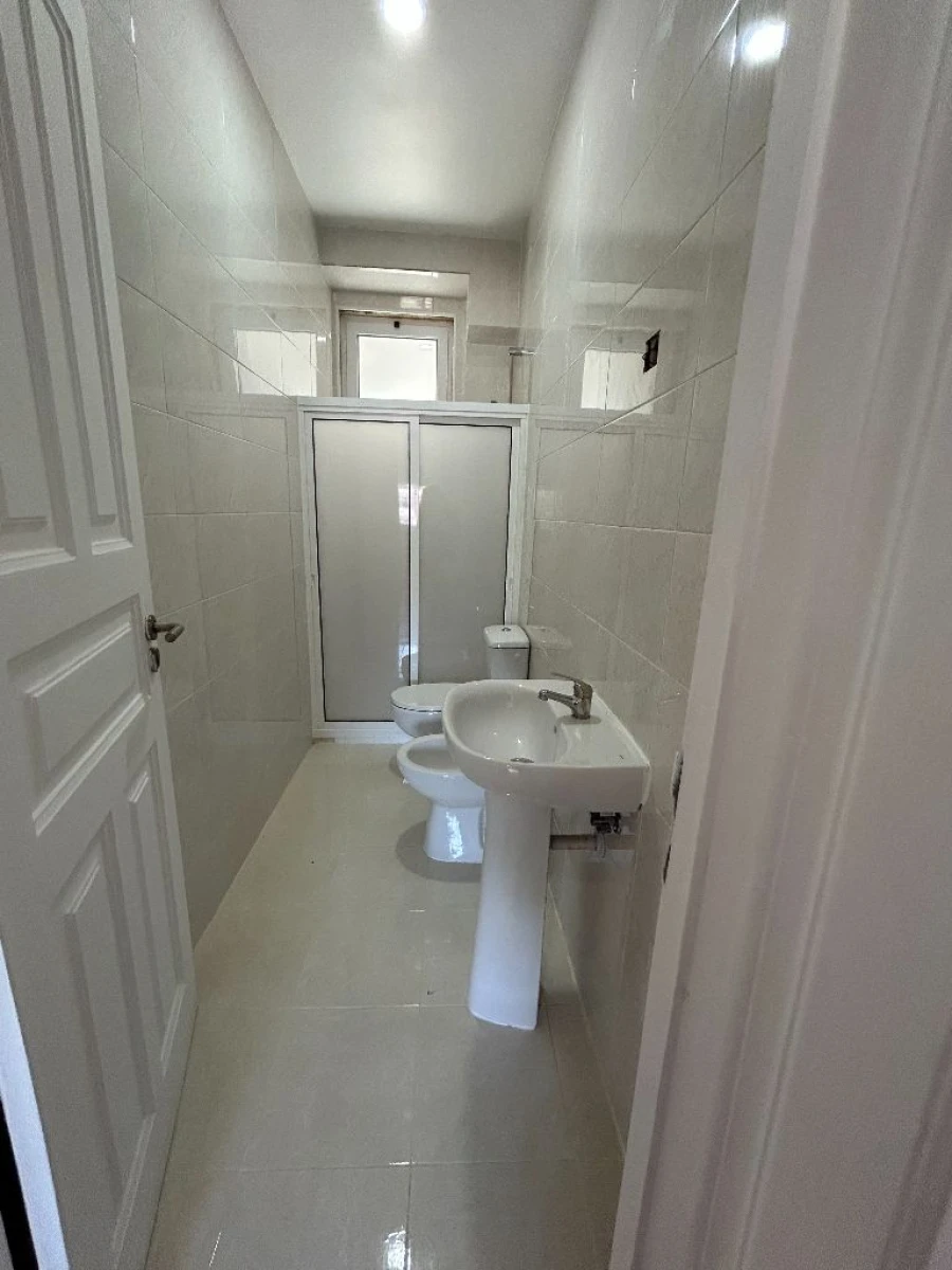 Apartamento T4 para Arrendamento em Lisboa Foto 10