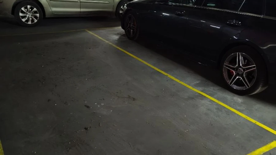 Garagem para Venda em Lisboa