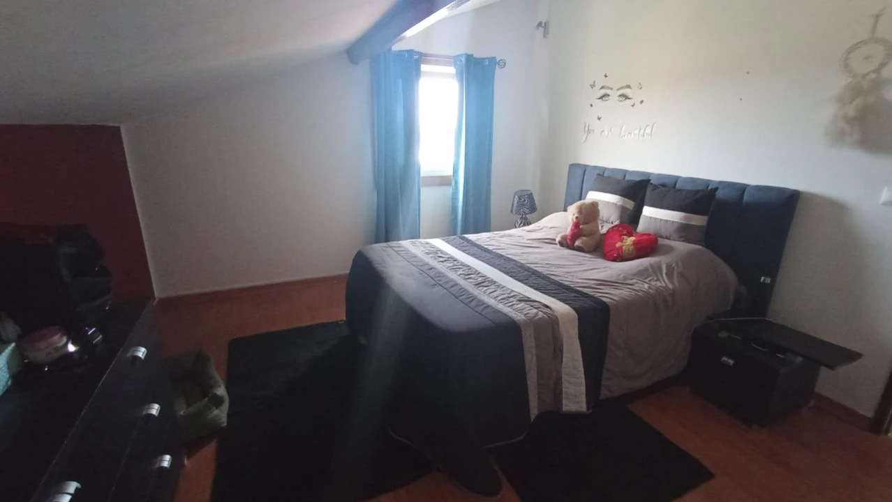Moradia T4 para Venda em Covilhã Foto 32