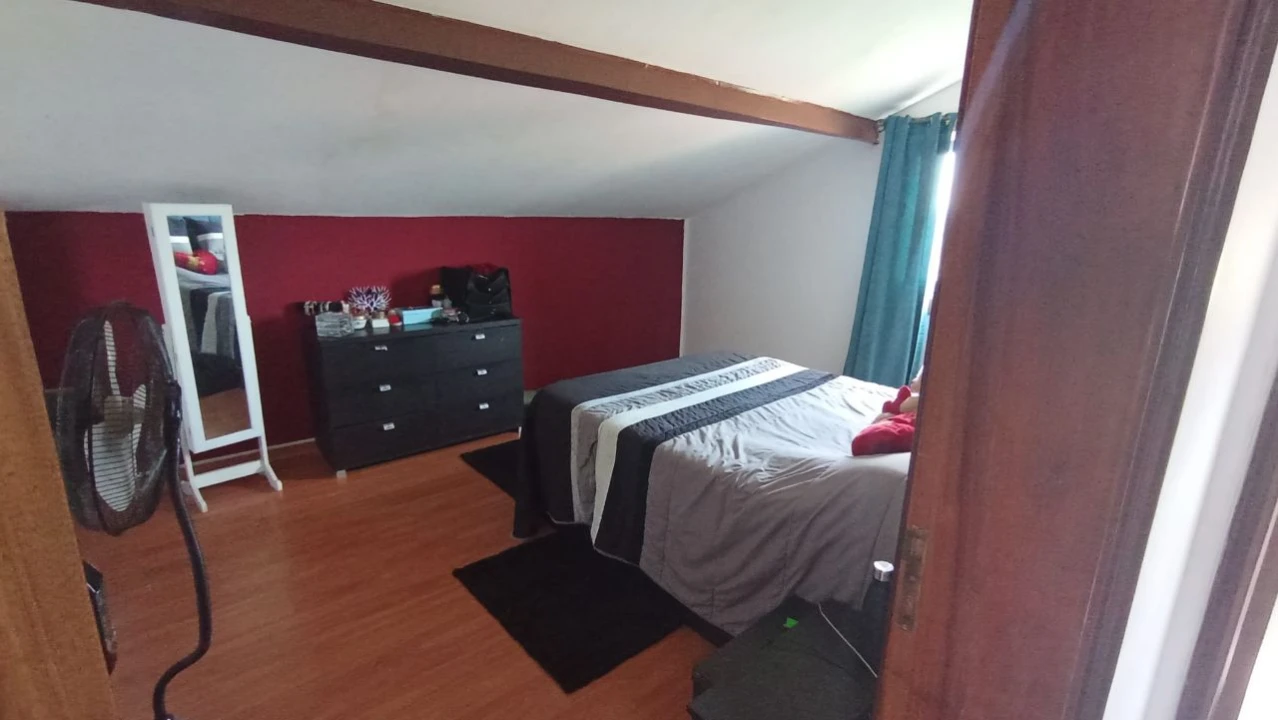 Moradia T4 para Venda em Covilhã Foto 33