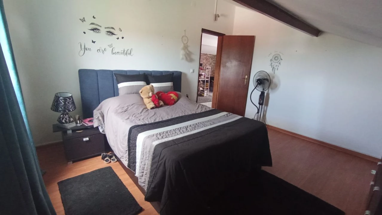 Moradia T4 para Venda em Covilhã Foto 31