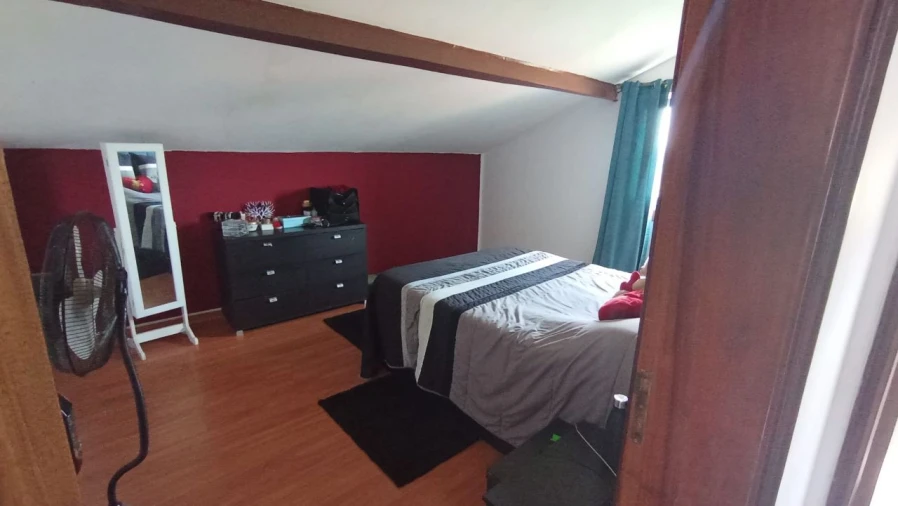 Moradia T4 para Venda em Covilhã Foto 33