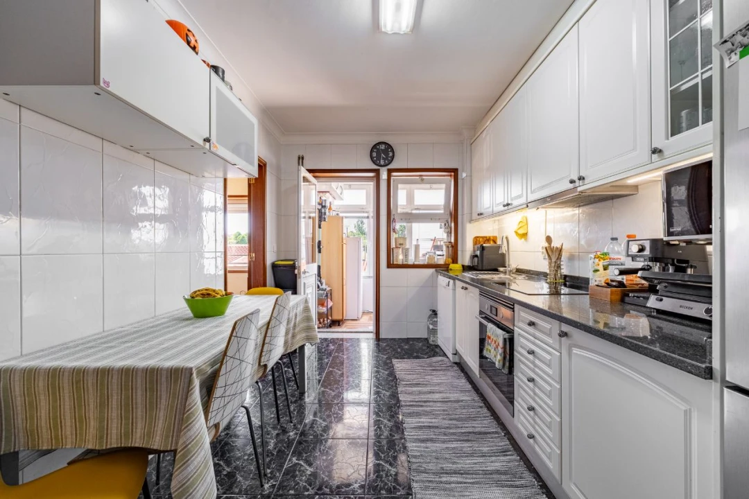 Apartamento T3 para Venda em Maia Foto 8