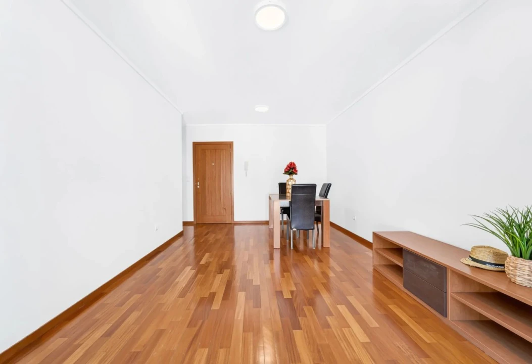Apartamento T2 para Venda em Santa Cruz Foto 5