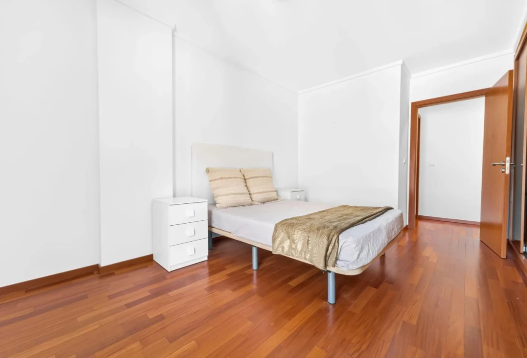 Apartamento T2 para Venda em Santa Cruz Foto 15