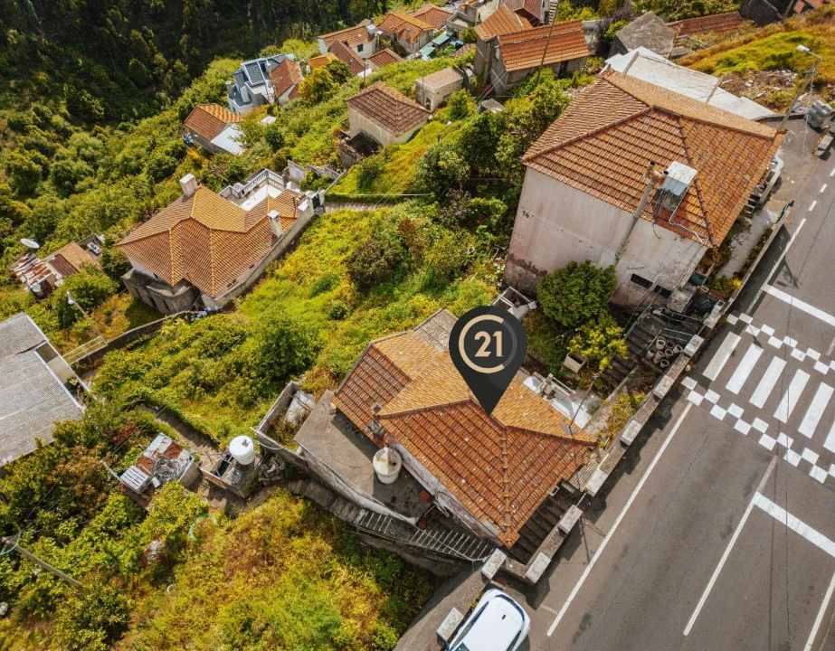 Moradia T2 para Venda em Camacha Foto 10
