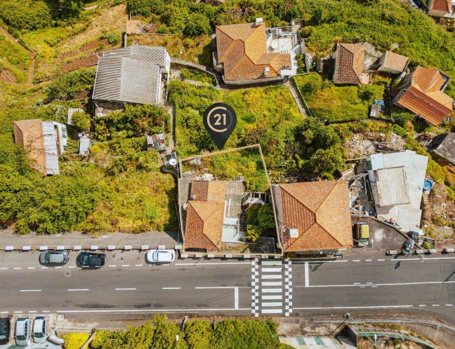 Moradia T2 para Venda em Camacha Foto 11