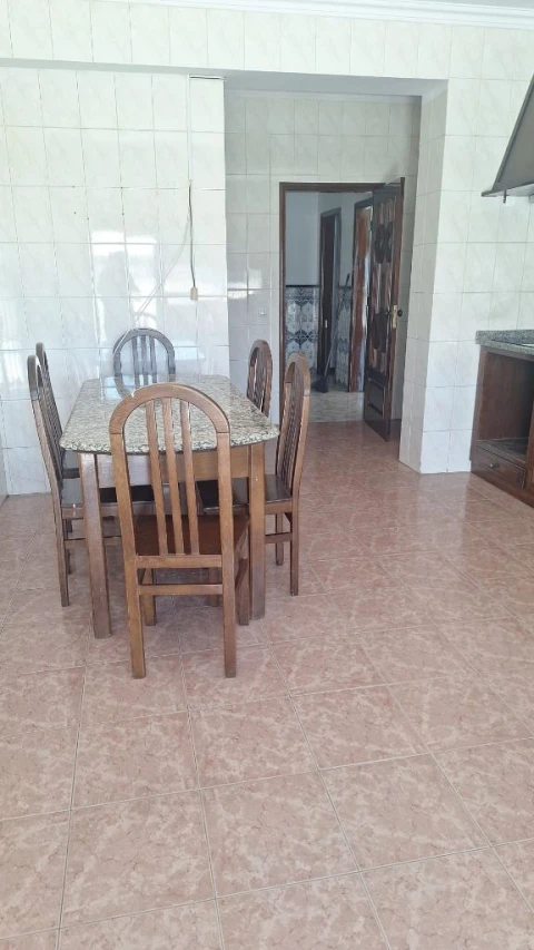 Apartamento T3 para Arrendamento em Freamunde
