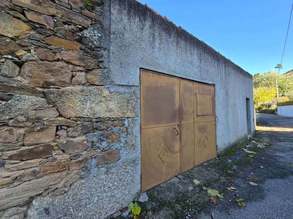 Terreno para Venda em Covilhã Foto 6