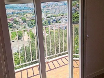 Apartamento T1 para Arrendamento em Camarate
