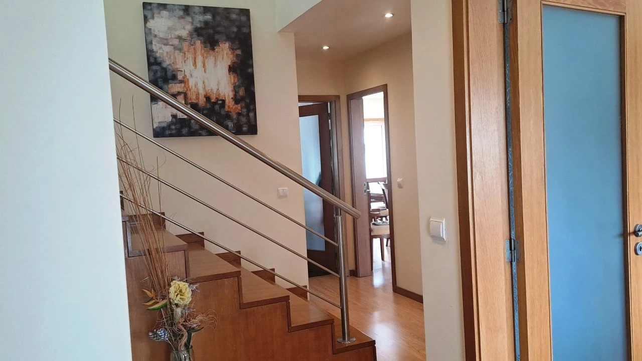 Moradia T4 para Arrendamento em Leça do Balio, Matosinhos Foto 10