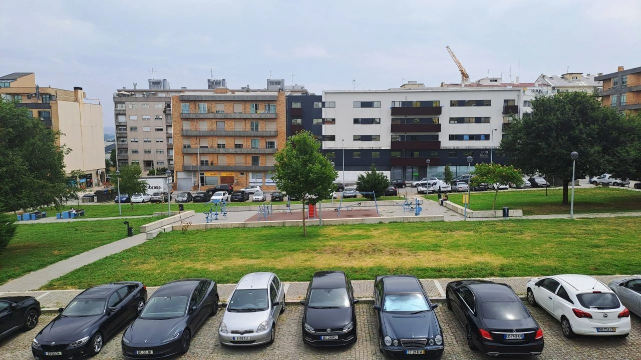 Moradia T4 para Arrendamento em Leça do Balio, Matosinhos Foto 35