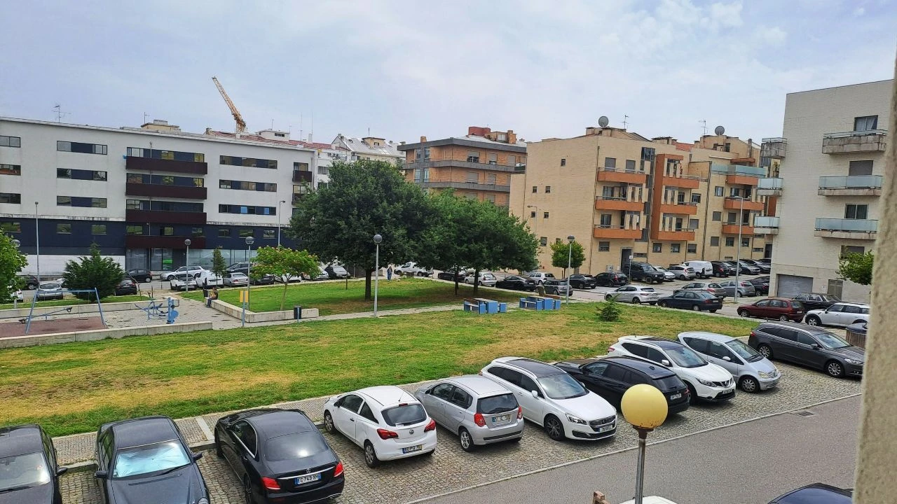 Moradia T4 para Arrendamento em Leça do Balio, Matosinhos Foto 37