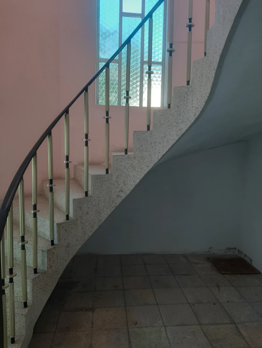 Armazém para Arrendamento em Vila Nova de Gaia Foto 4
