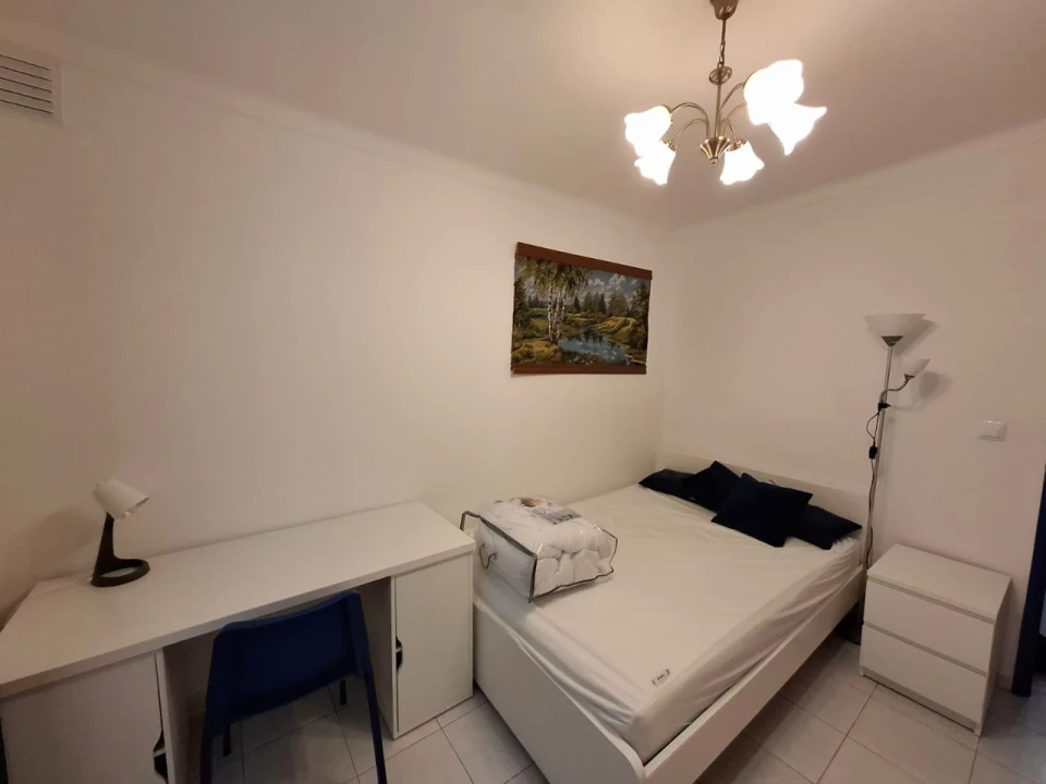 Apartamento T6 para Venda em Caldas da Rainha Foto 15
