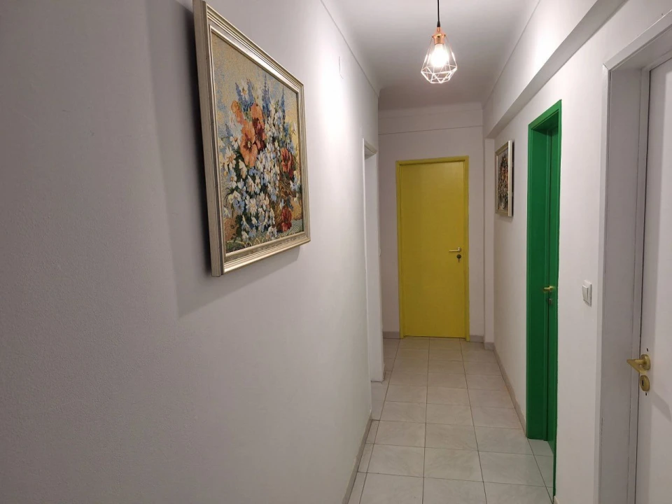 Apartamento T6 para Venda em Caldas da Rainha Foto 28