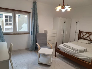 Apartamento T6 para Venda em Caldas da Rainha